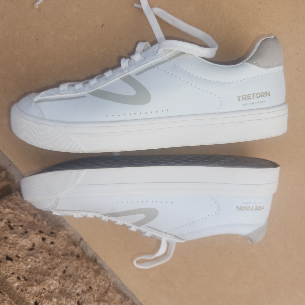 TRETORN White Sneakers - Picture 7 of 11